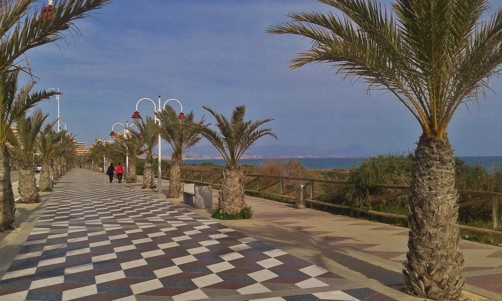 Apartament Playa Arenales Appartement Arenales del Sol Buitenkant foto